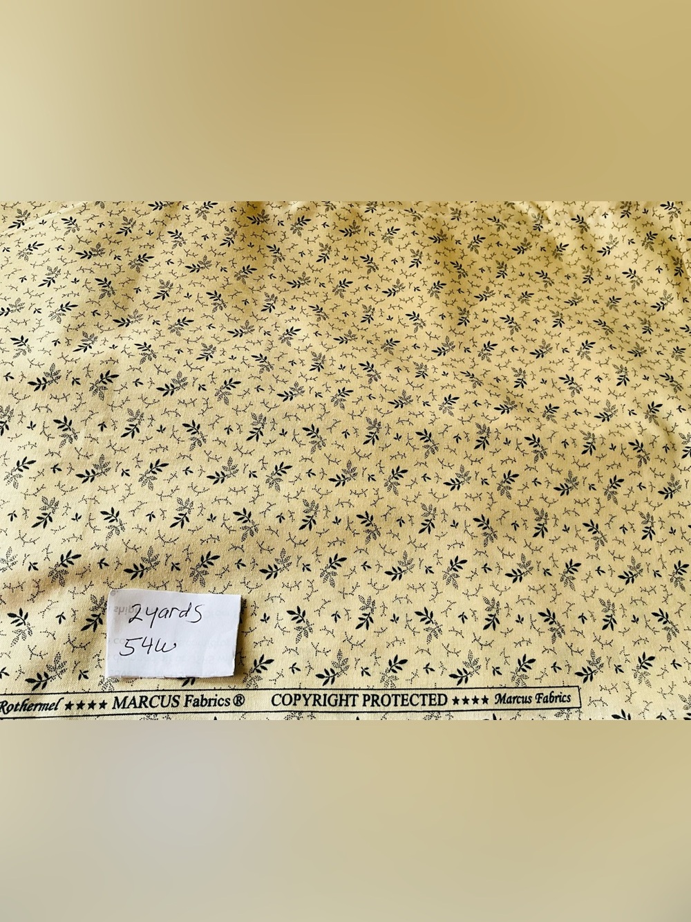 Quilting Sewing Marcus Fabrics Floral Flowers & Plants Beige Cream 2YD 54" Wide